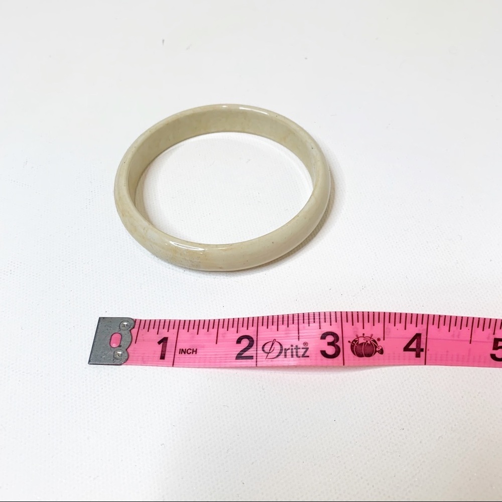 Ivory Bangle One Size - Picture 3 of 3